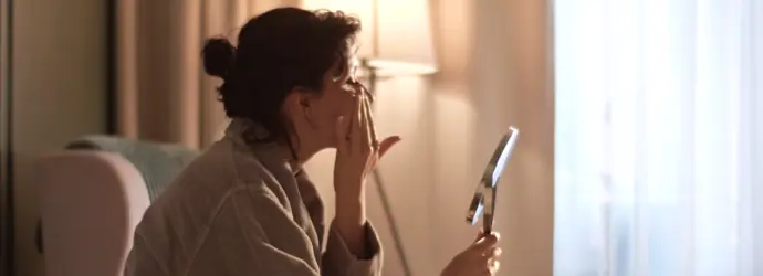 La sera, quale routine per il viso dovresti applicare?